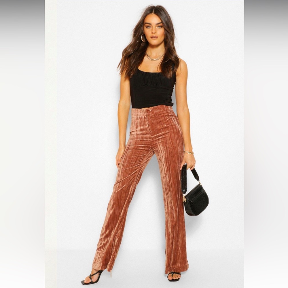 Boohoo Crinkle Velvet Flare Trouser Pant Rust Brown Size M